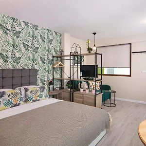 the-cozy-studio-varna-city-centre.varna-hotels.com/